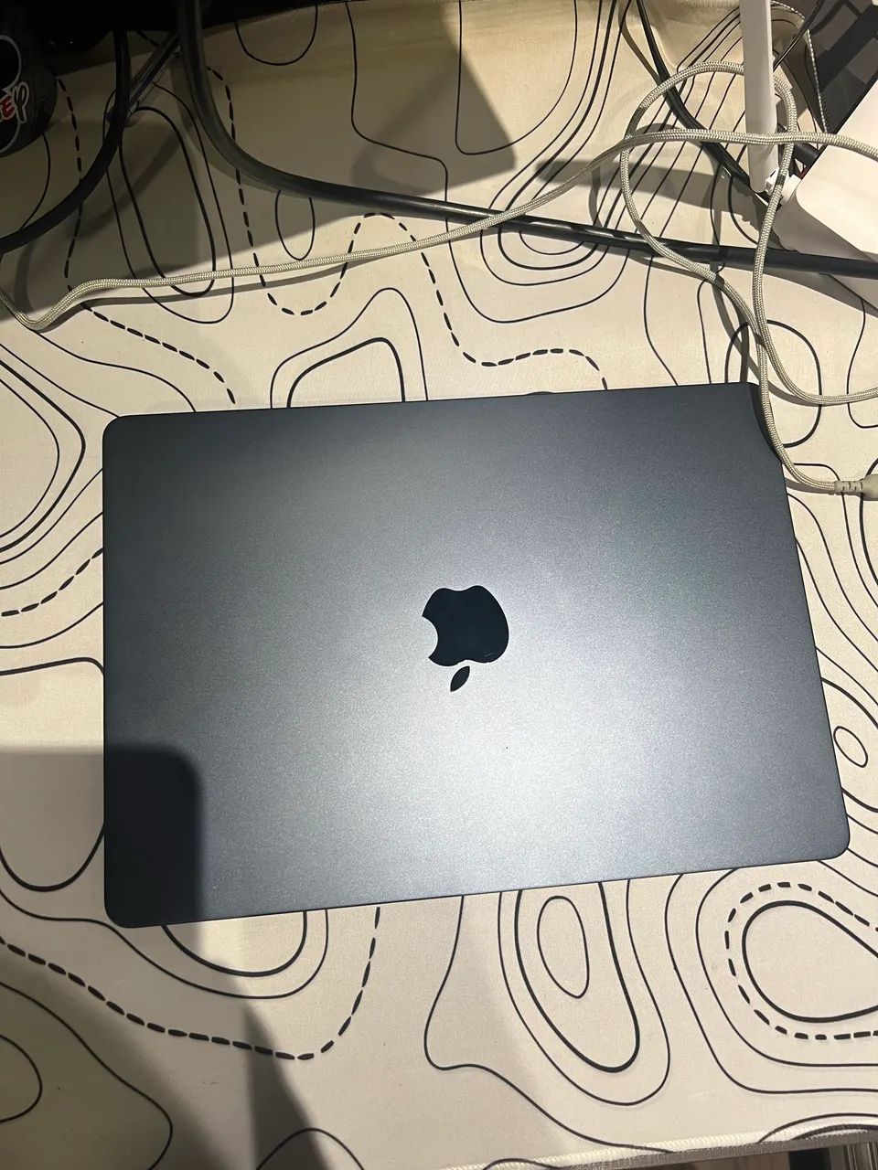 MacBook Air 13? M3 8GB 2024 + Magic Mouse 2024- Bateria 99