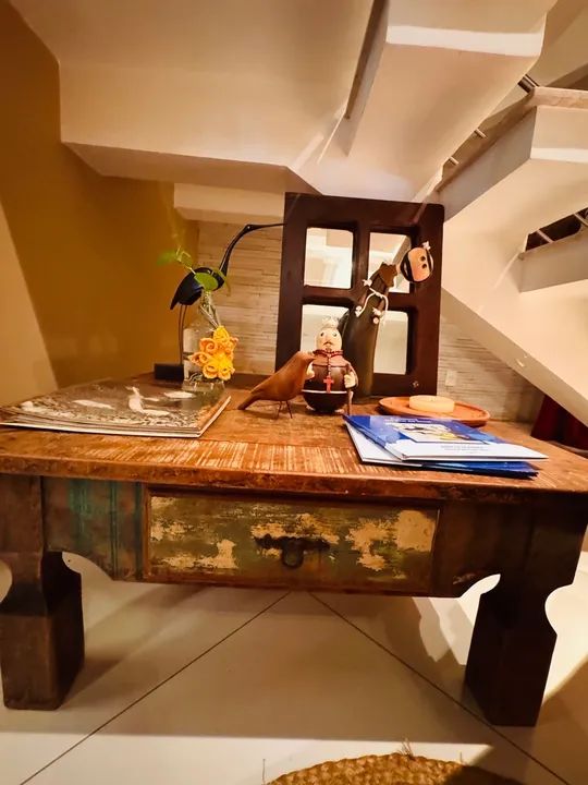 Mesa de centro rústica  e espelho madeira de lei