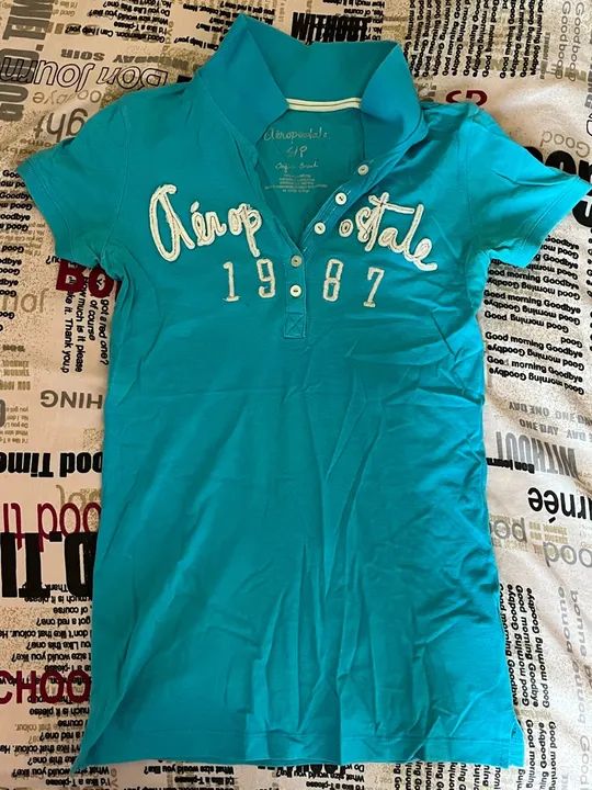 Blusas Aeropostale e Hollister