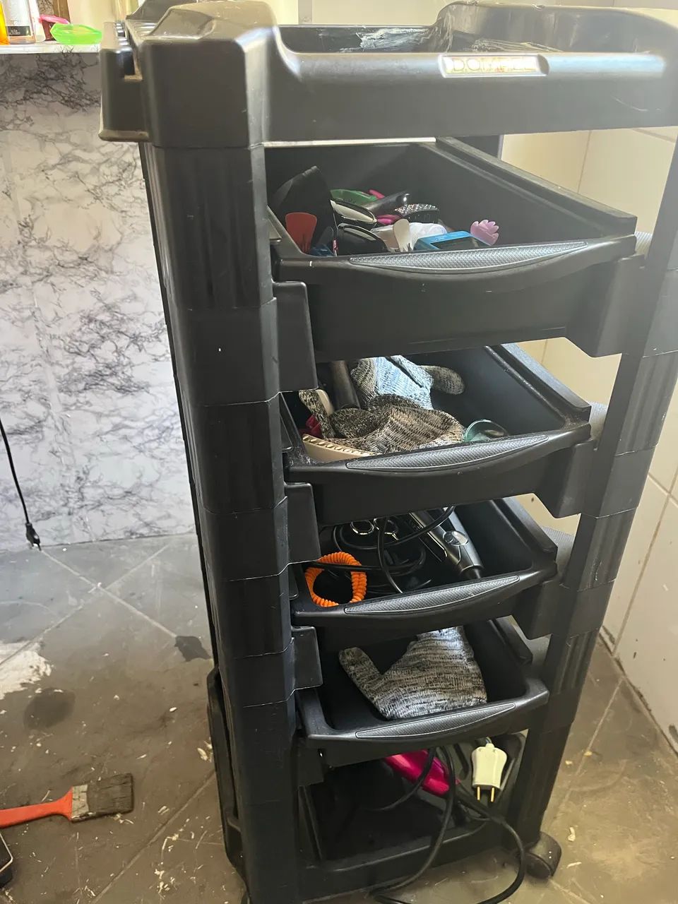 Carrinho auxiliar salão 