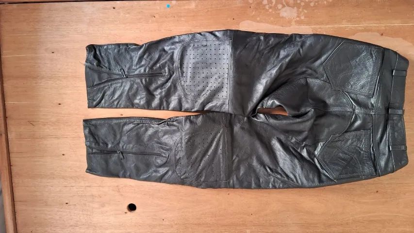 Jaqueta e calça de Couro Triumph Feminina - Foto 5