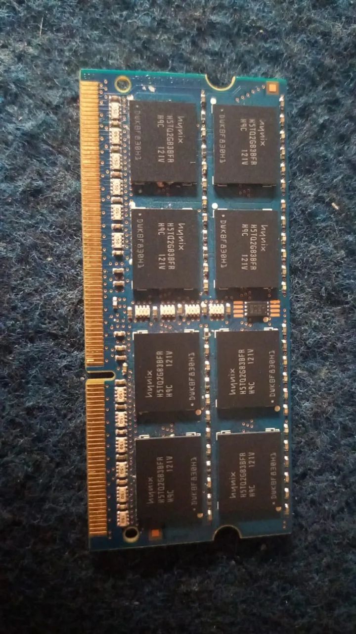 DDR3 memory for notebook, 4 GB.64289466003587122