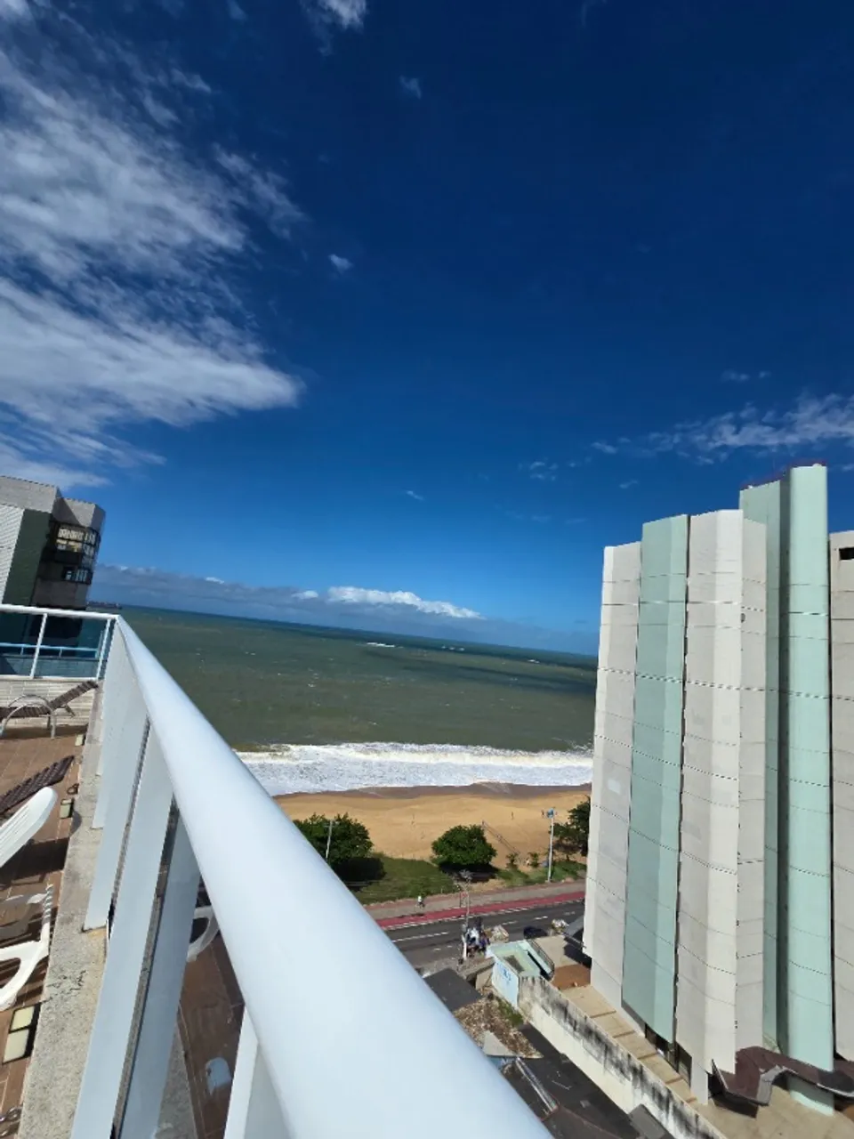 Partamento com Vista pro mar mobiliado