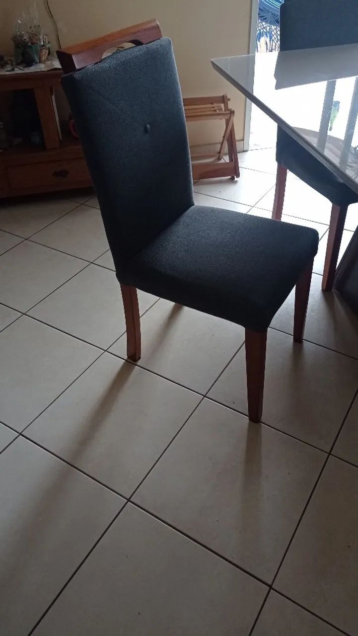 Mesa de Jantar Branca com Tampo de Vidro - Foto 2