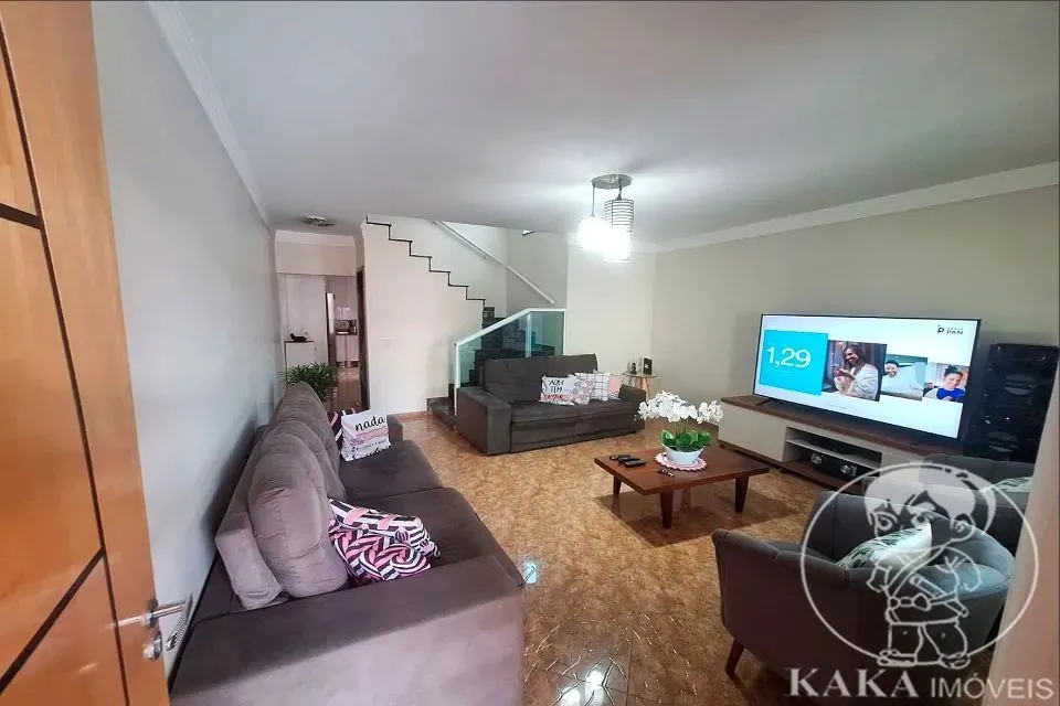 Sobrado na Penha à Venda - 160m² - 4 Dormitórios,1 Suíte e 3 Vagas - Cód 4819