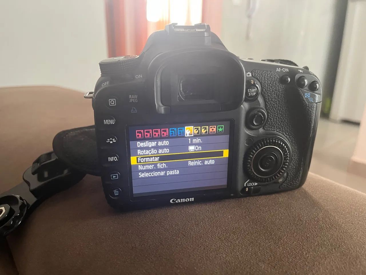 Cânon EOS 7D em perfeito estado apenas o corpo - Foto 2
