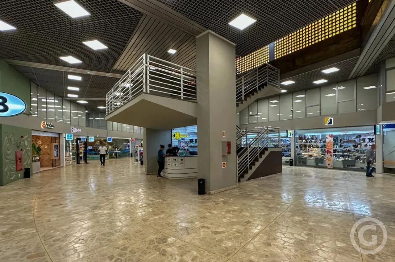 Loja com mezanino em ponto estratégico no Centro de Florianópolis - Foto 12