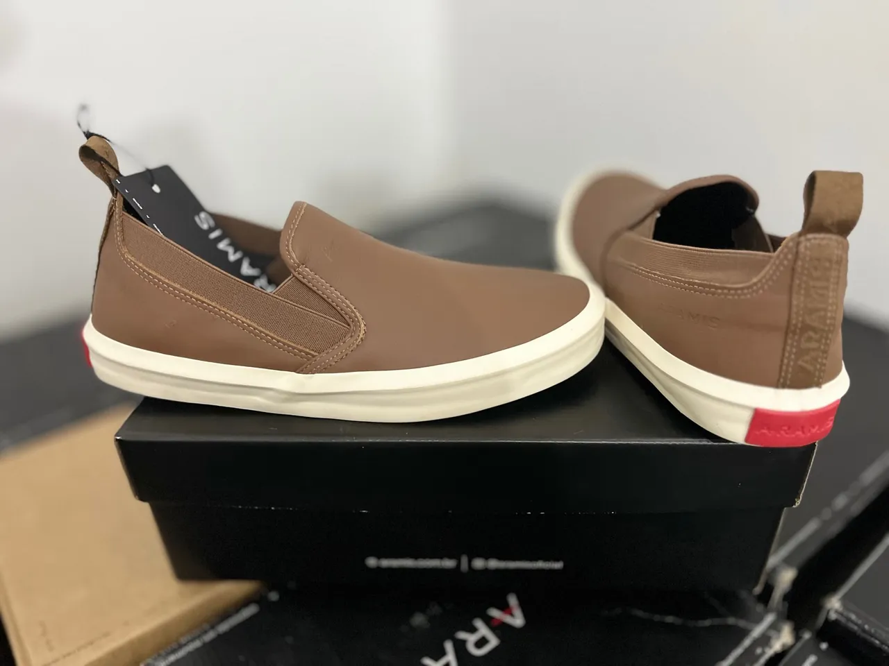 Tênis Aramis Next Slip Leather