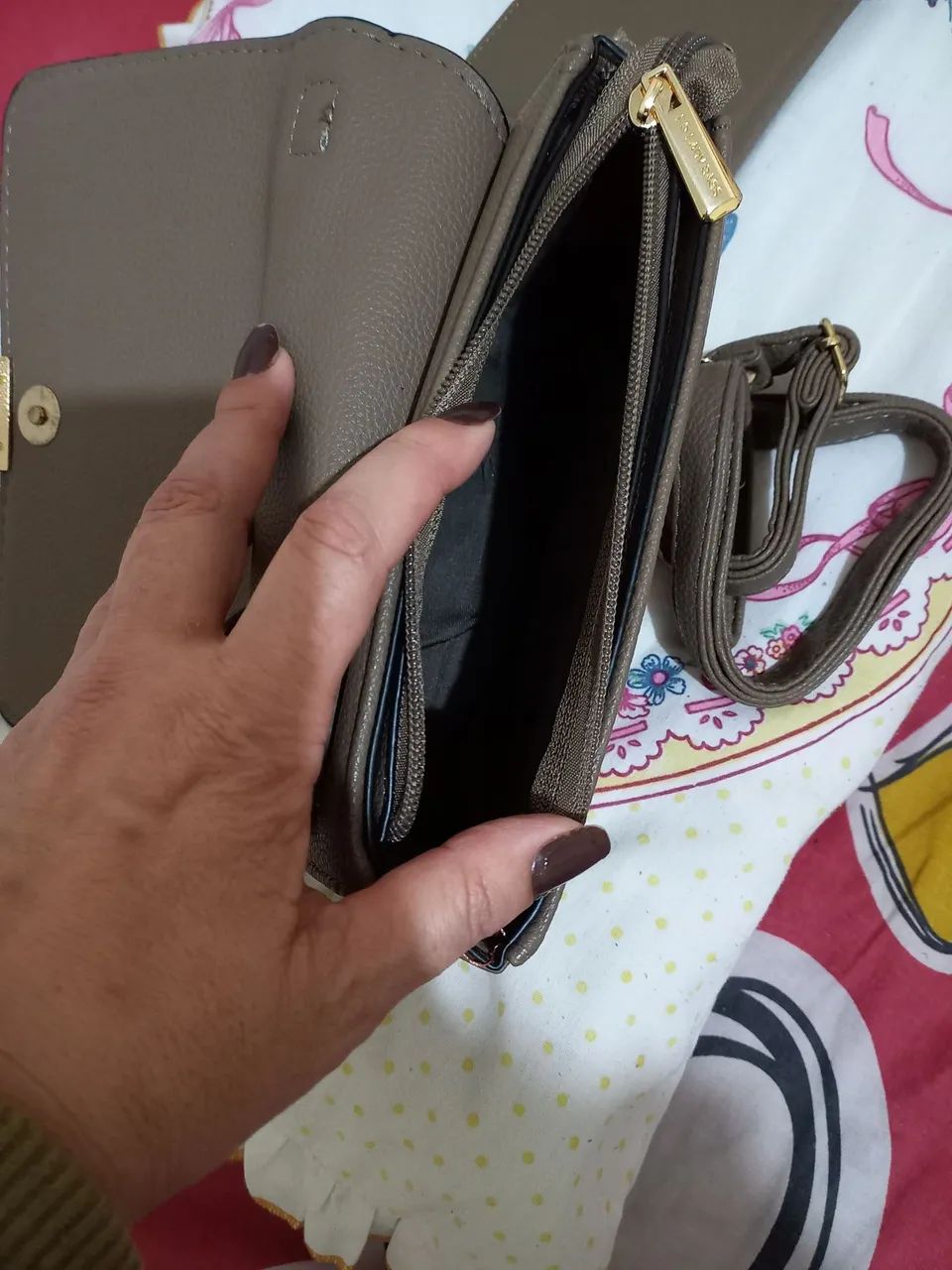 Bolsa a tiracolo nova com carteira - Foto 3