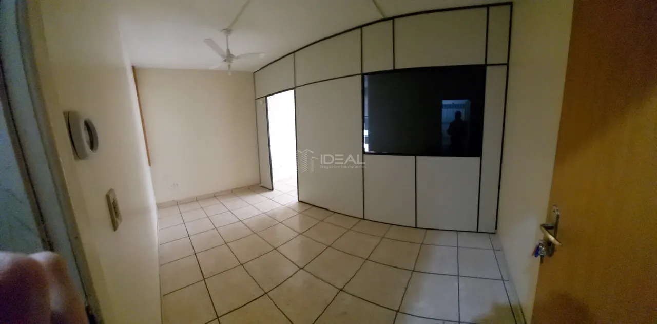 Sala Comercial em Centro - Campos dos Goytacazes