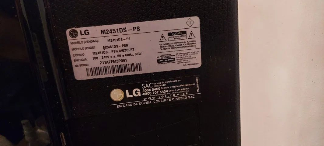 Tv LG 22 polegadas funcionando com manchas na tela. NÃO É SMART - Foto 3
