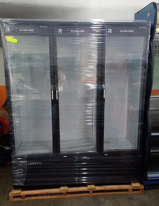 Expositor Extra Frio Para Bebidas 3 Portas 