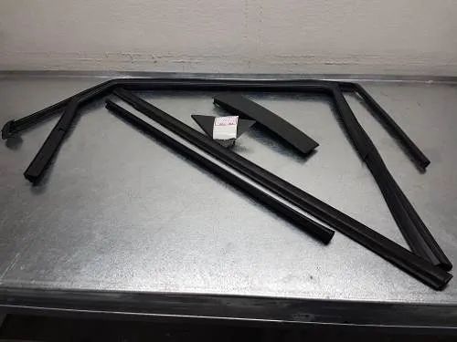 Kit Acabamentos Porta Traseira Esquerda Celer Hatch 2015