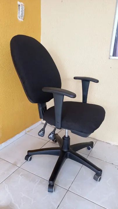 Cadeira escrito presidente macia - Foto 3