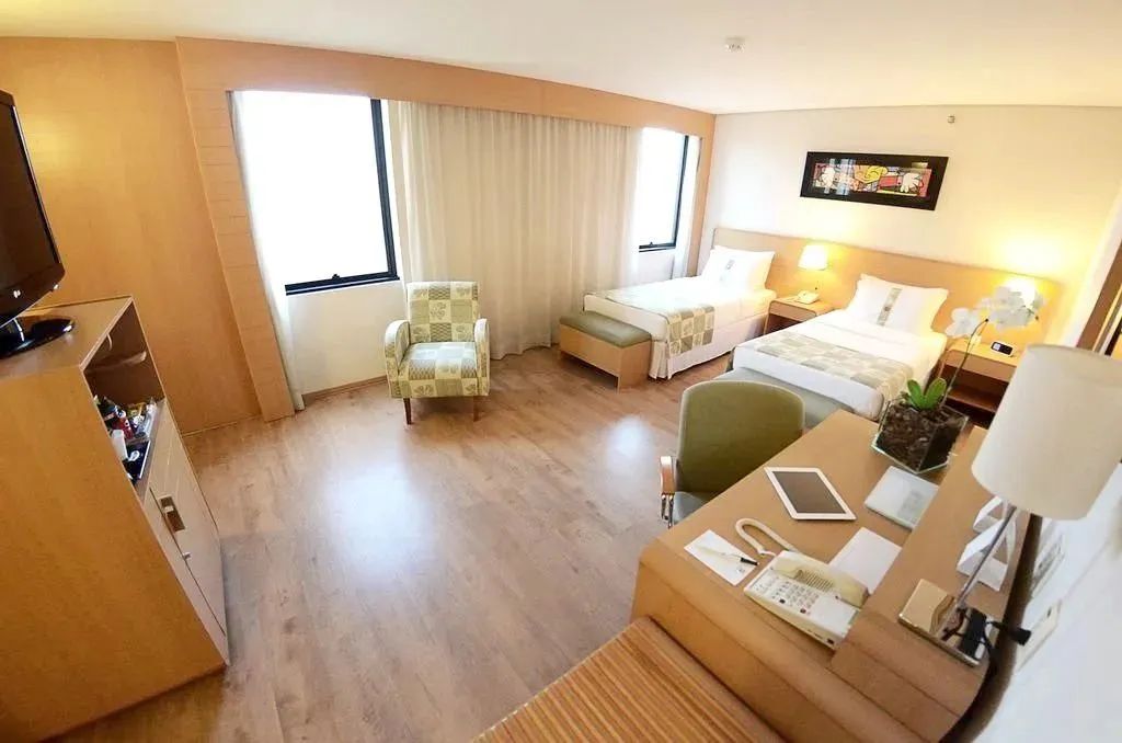 Holiday Inn Parque Anhembi, quarto de hotel para investimento com 26m² e 01 vaga de garage - Foto 2