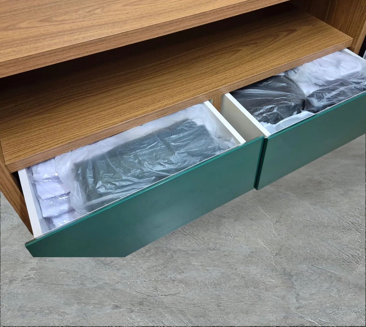 Rack para TV com 2 gavetas - Foto 3