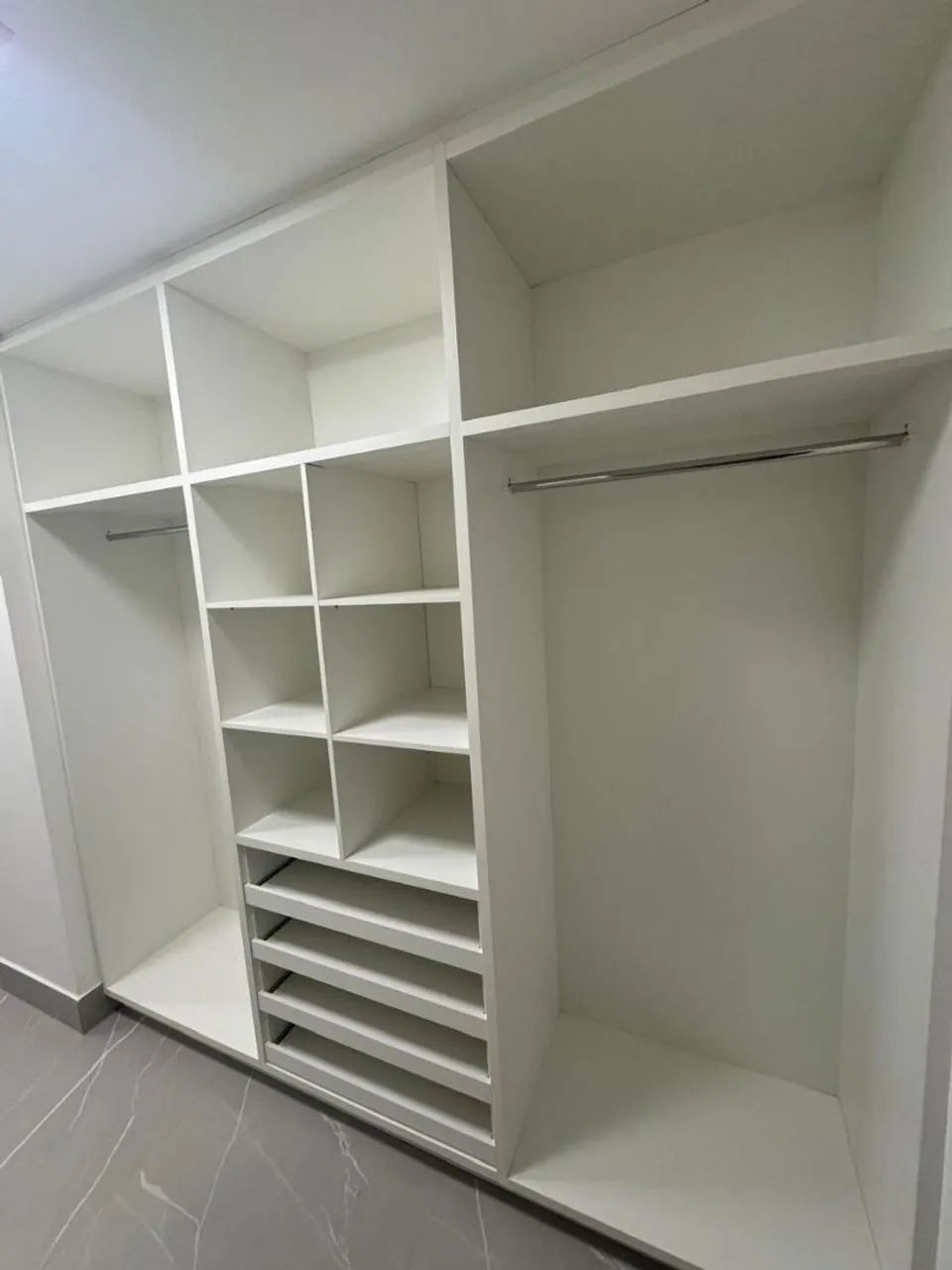 Modulos de Guarda-Roupa e closet 100% mdf  Branco  - Foto 2