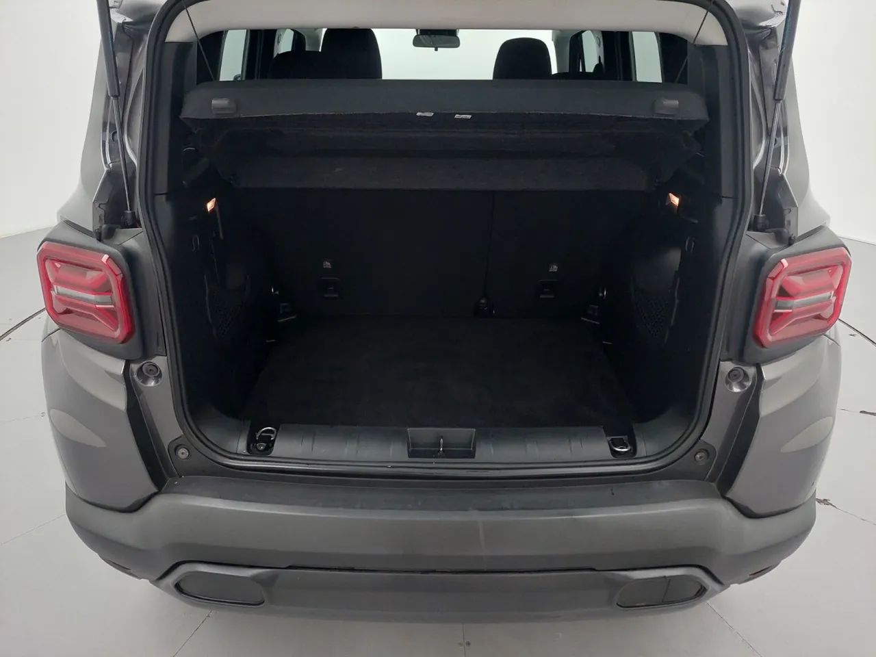 Jeep Renegade STD 1.8 4x2 Flex 16v Aut., foto 9 de 18