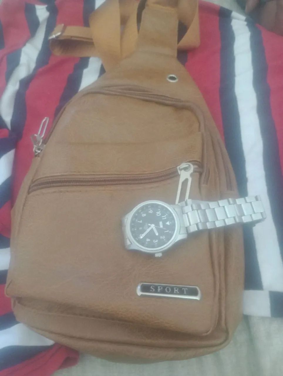 Bolsa sport Marron mais Relógio  - Foto 3