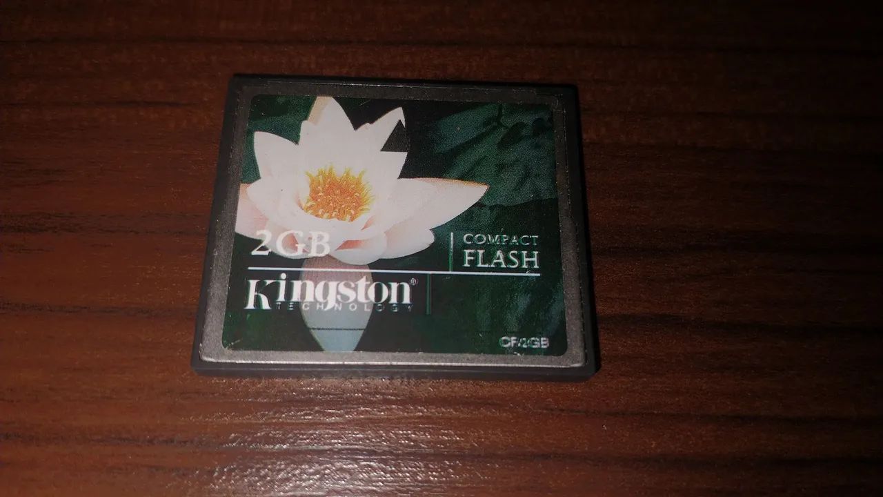 Cartão de Memória Compact Flash 2GB Kingston