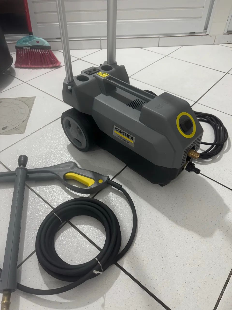 Lavadora karcher HD500 nova