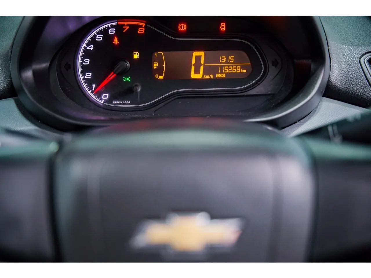 Chevrolet JOY Plus Black Ed.1.0 8V 4p Flex Mec., foto 9 de 20