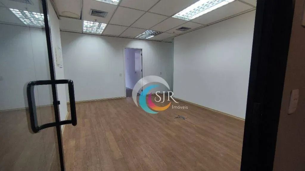 Conjunto comercial com 200,00m² com 6 vagas de garagem Gerador TOTAL Heliponto - Foto 5