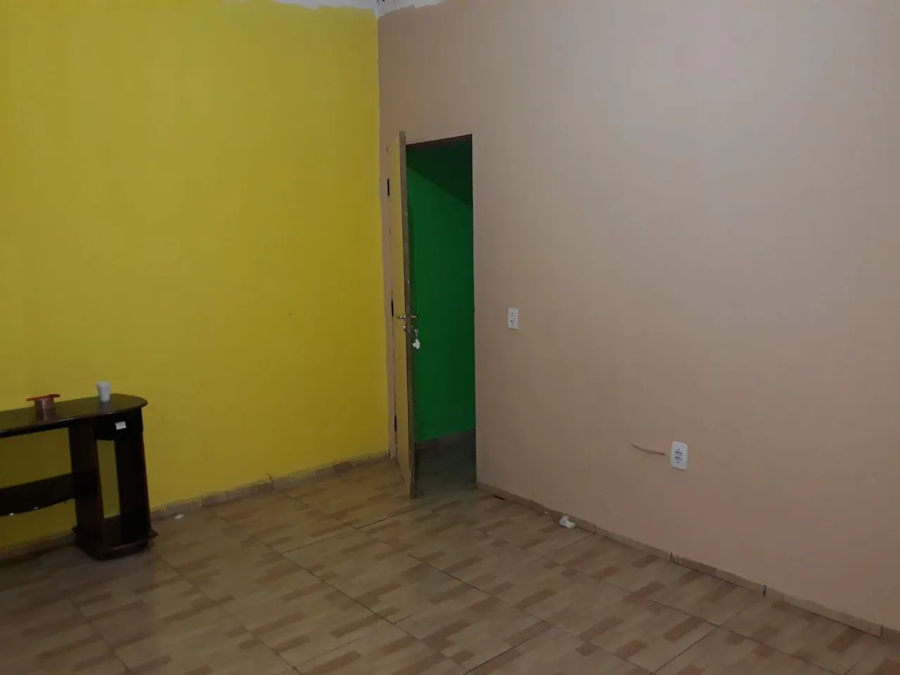 Vendo casa  (Aceito troca em veículo) - Foto 3