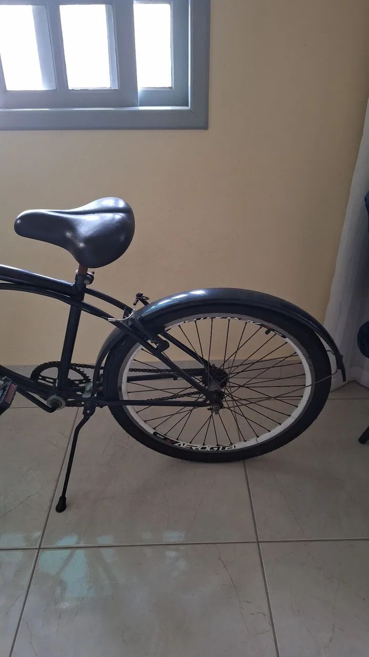 Bicicleta estilo Cruiser - preta - Foto 5