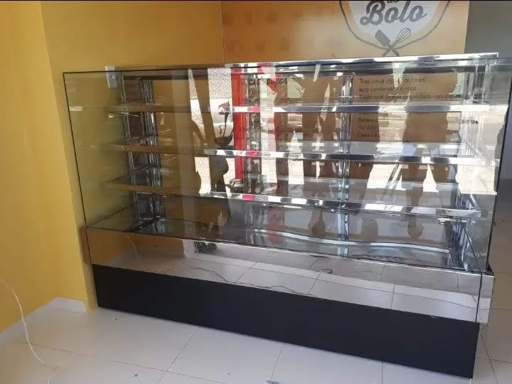 Vitrine bolo padaria 