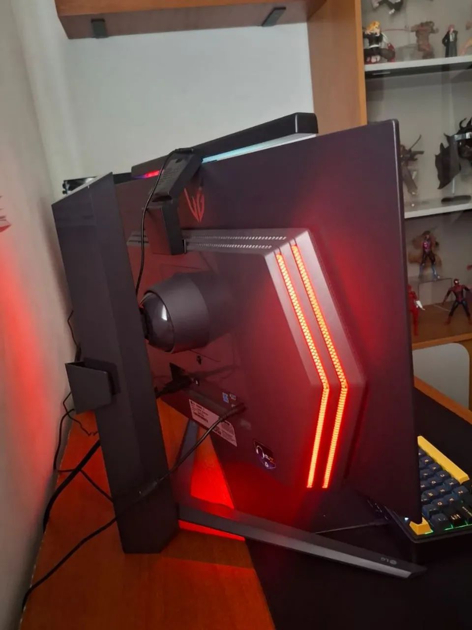 Monitor OLED Ultragear, 27 - 240hz  - Foto 5