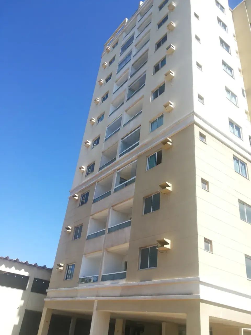 2 quartos com suíte e vista para o mar - Foto 2