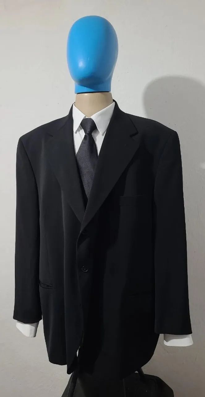 Blazer Preto tamanho 64, bonito, elegante, bem confortável, design moderno, atual.  - Foto 2