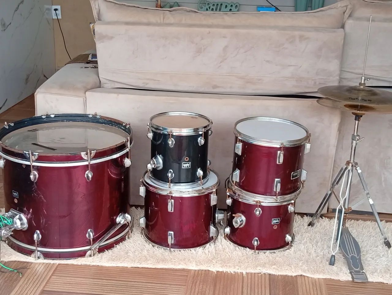 Vendo conjunto acústico de bateria 