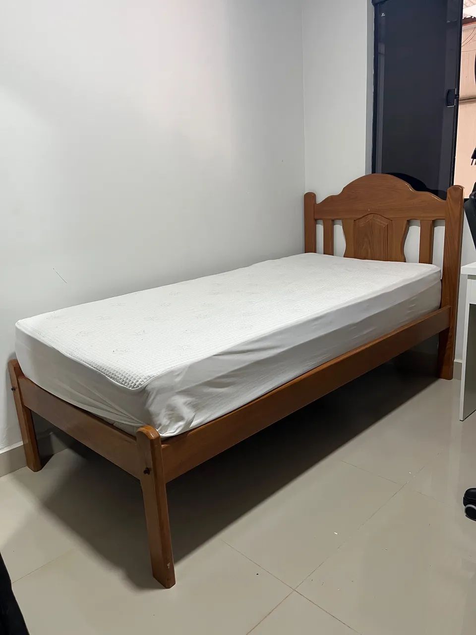 Cama solteirão a venda 