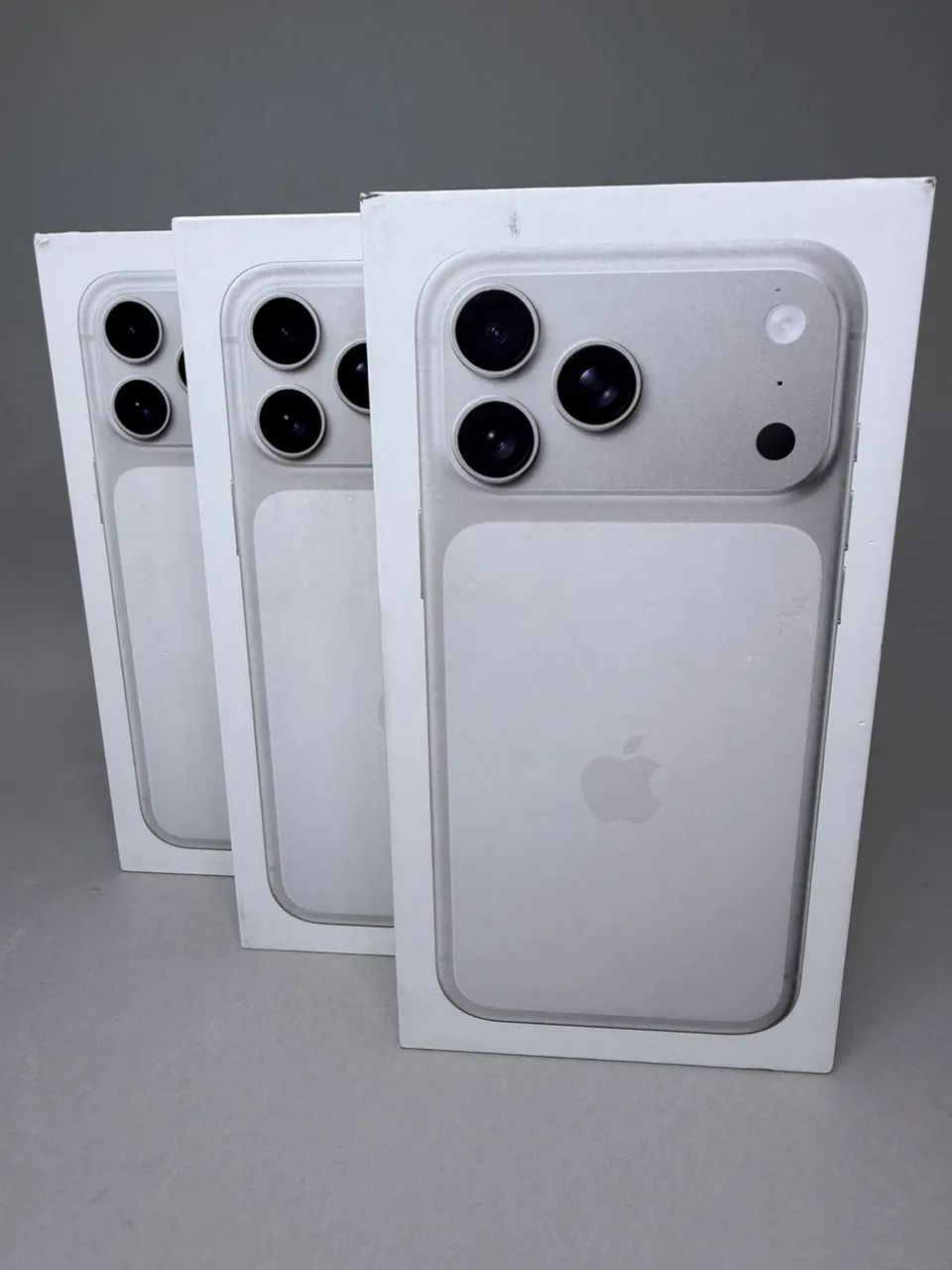 IPHONE 17 PRO MAX - SILVER - 256GB - LACRADO - OFERTA!!! - Foto 2