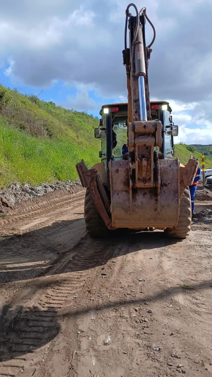Retro Escavadeira Caterpillar 416F2 - 2021 - Foto 4
