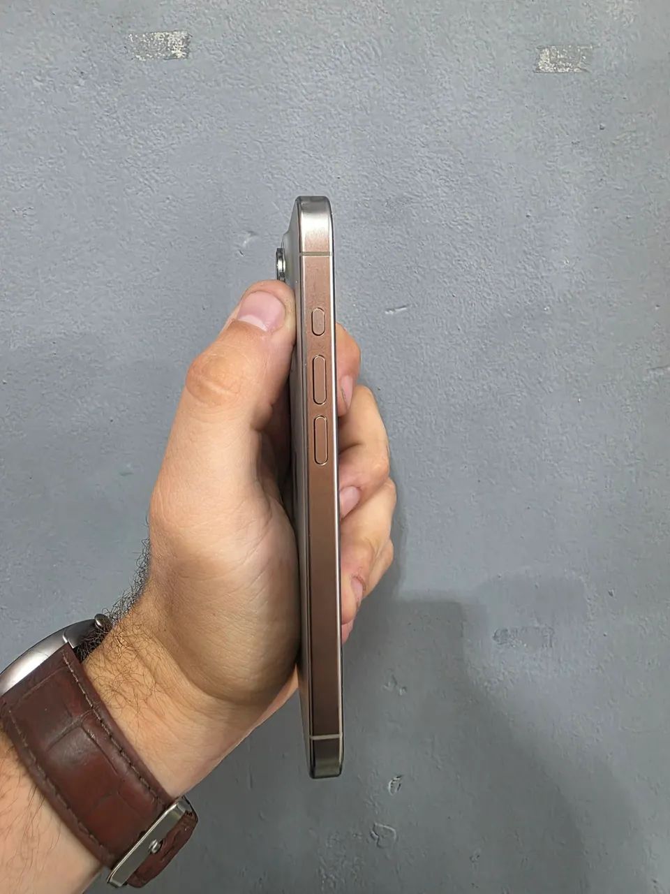 Iphone 15 pro 128gb impecável  - Foto 3