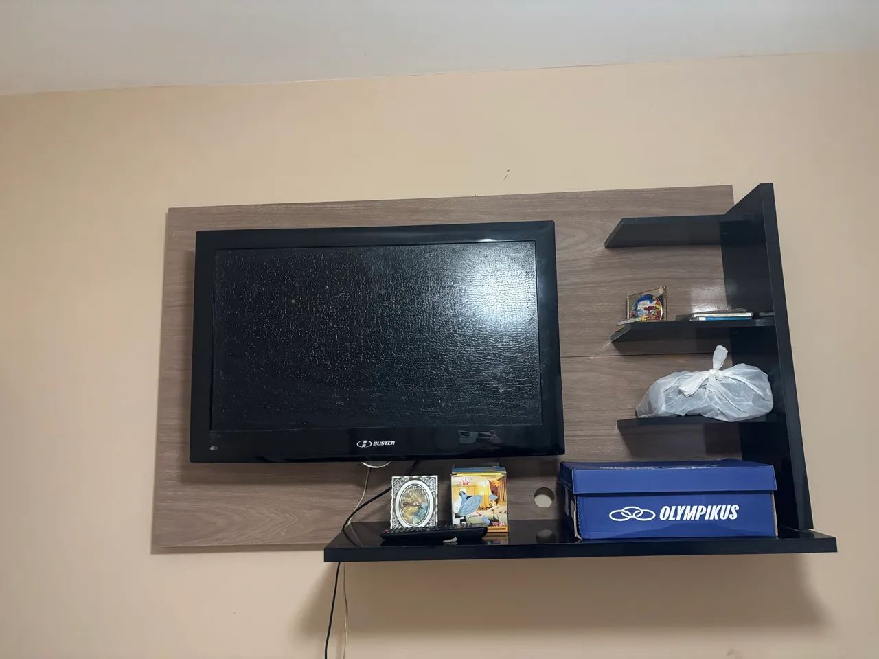 Itens de casa (sofá, rack, painel e penteadeira) - Foto 3