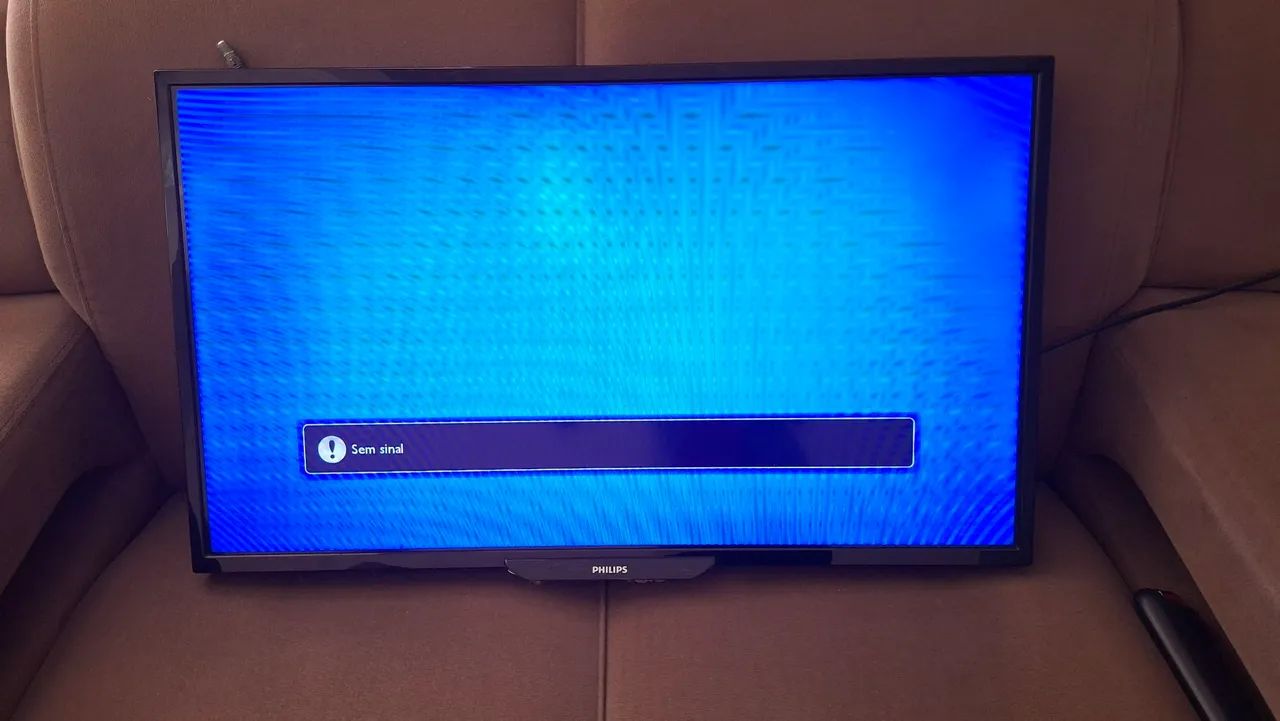 TV Philips 32 polegadas Led HD - Foto 2