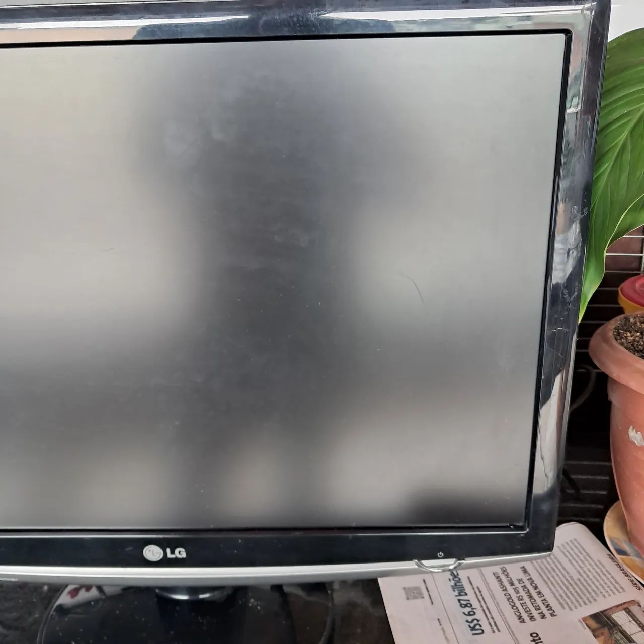 Monitor LG Flatron W2252TQ 22 Polegadas - Foto 2