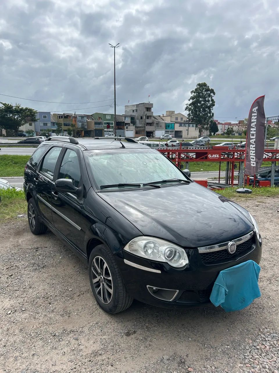 Fiat Palio Week. Attractive 1.4 Fire Flex 8V 2013 - Foto 5