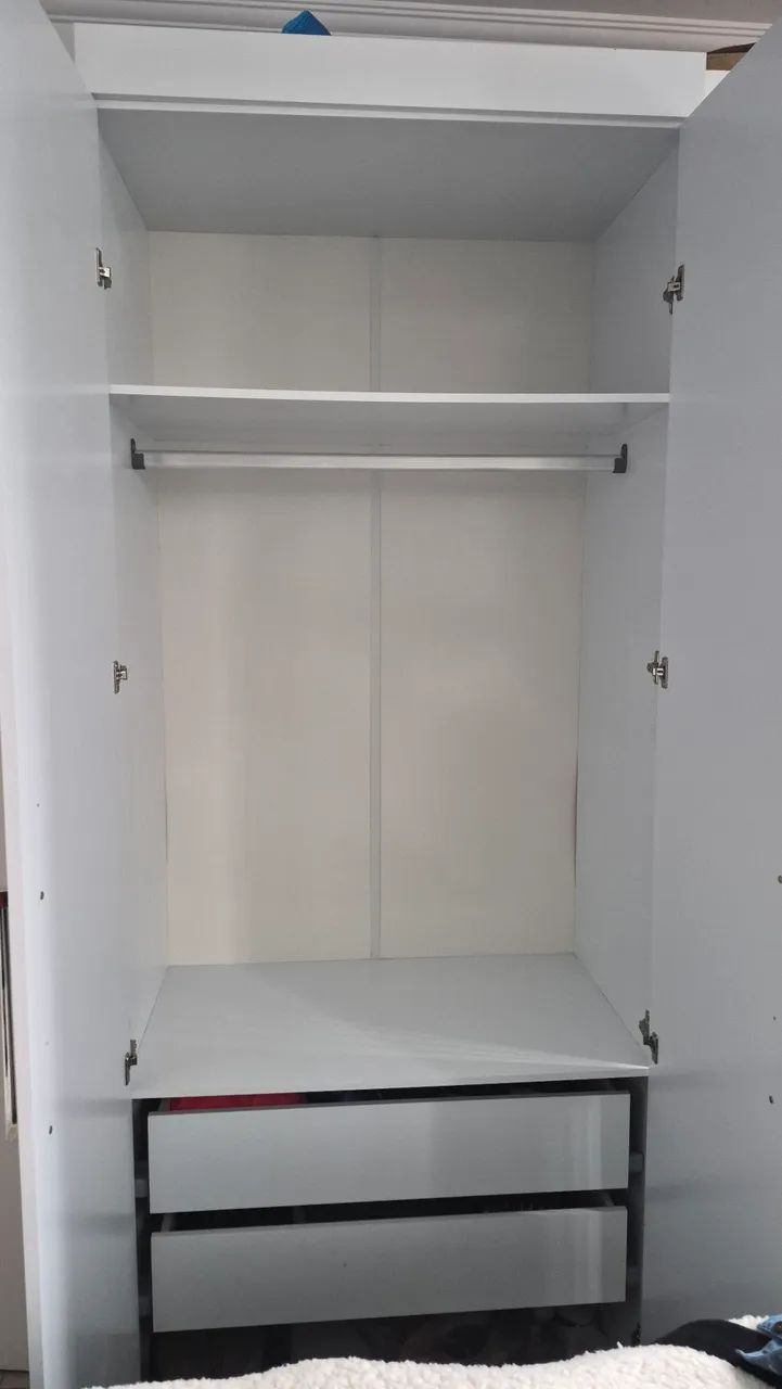 Guarda-roupa branco 2 portas  - Foto 3