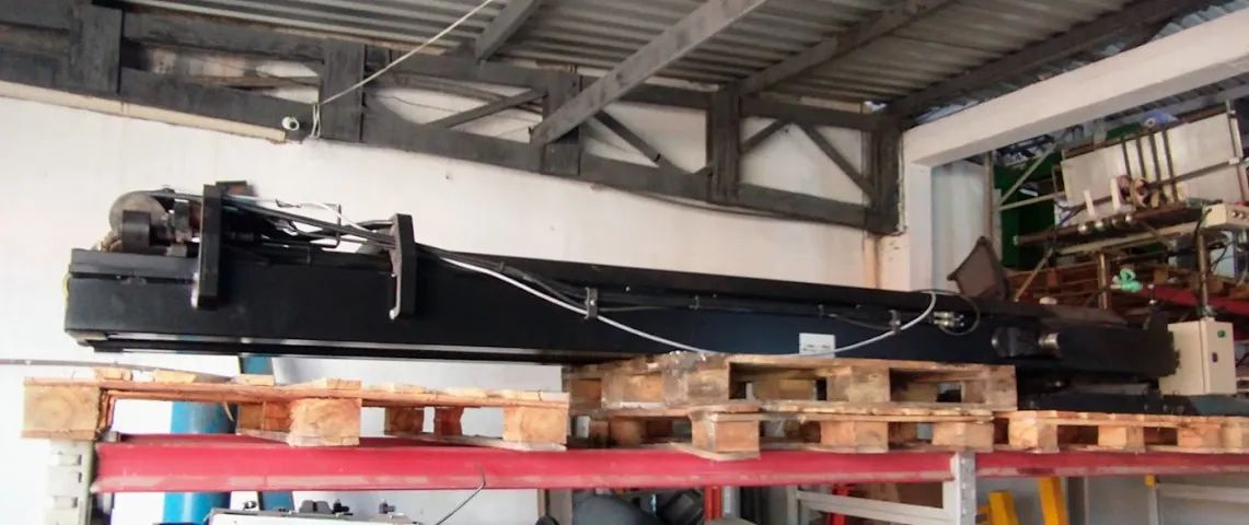 Empilhadeira BT modelo RR B2 Ano 2008 - Foto 6