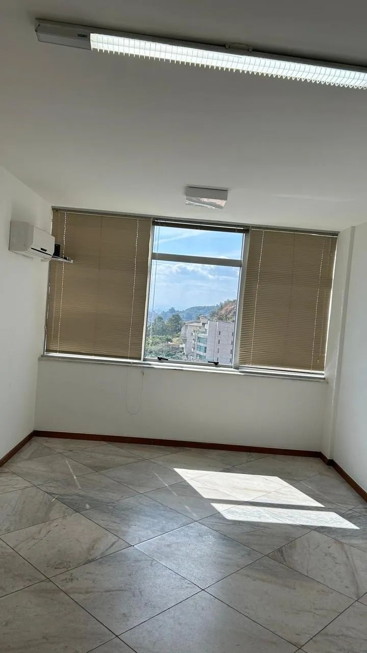 Aluguel, Sala Comercial com 30m², Santa Lúcia, Belo Horizonte.