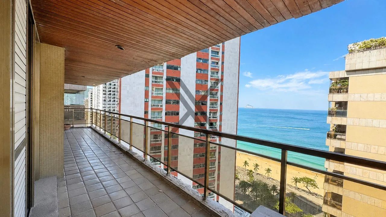 Apartamento em São Conrado com 4 quartos e 2 suítes