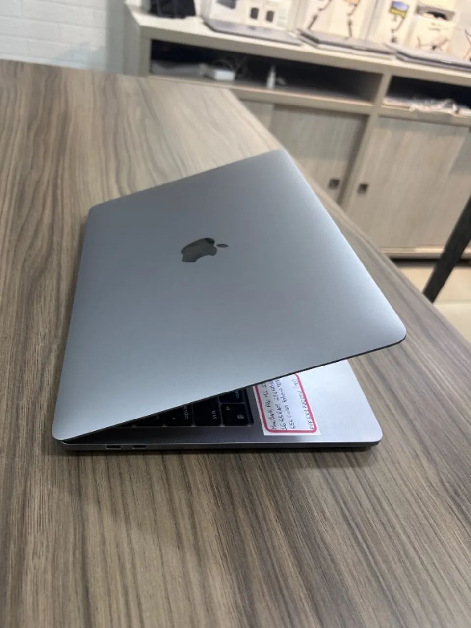 MacBook Pro M1 13