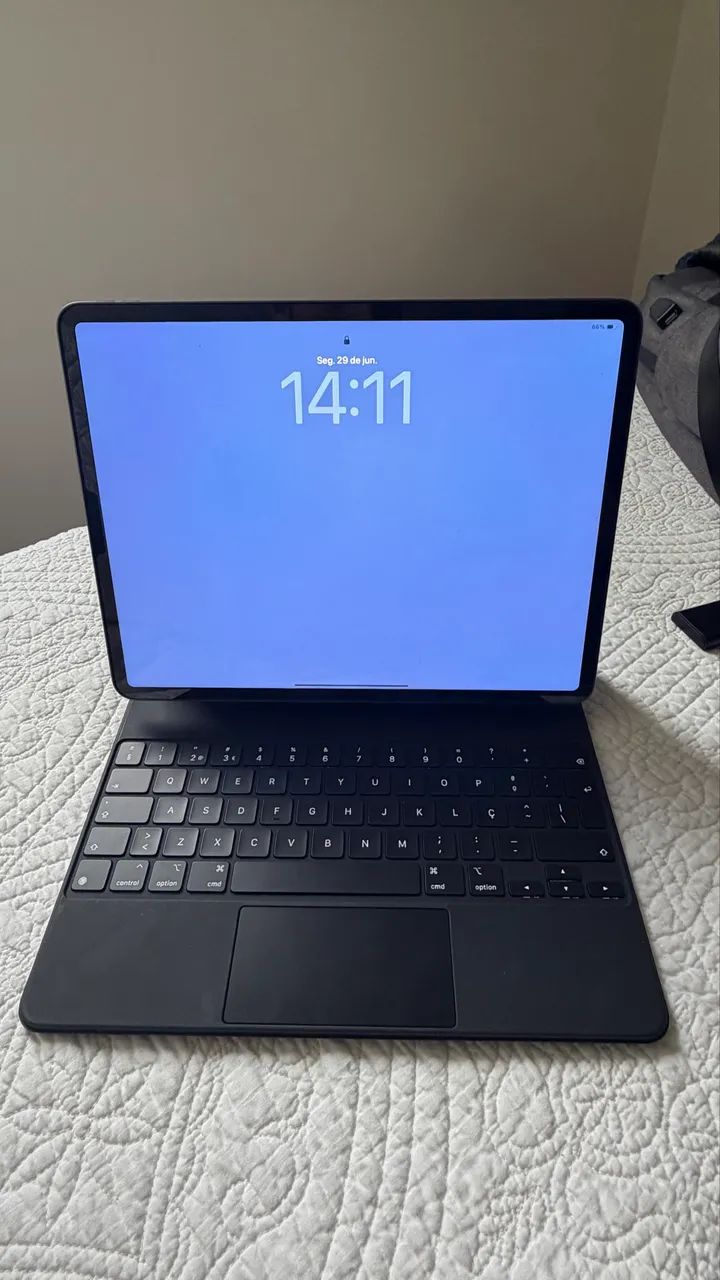 iPad Pro 12,9 5ª Geração 256GB Wi-Fi - Excelente Estado - Foto 3