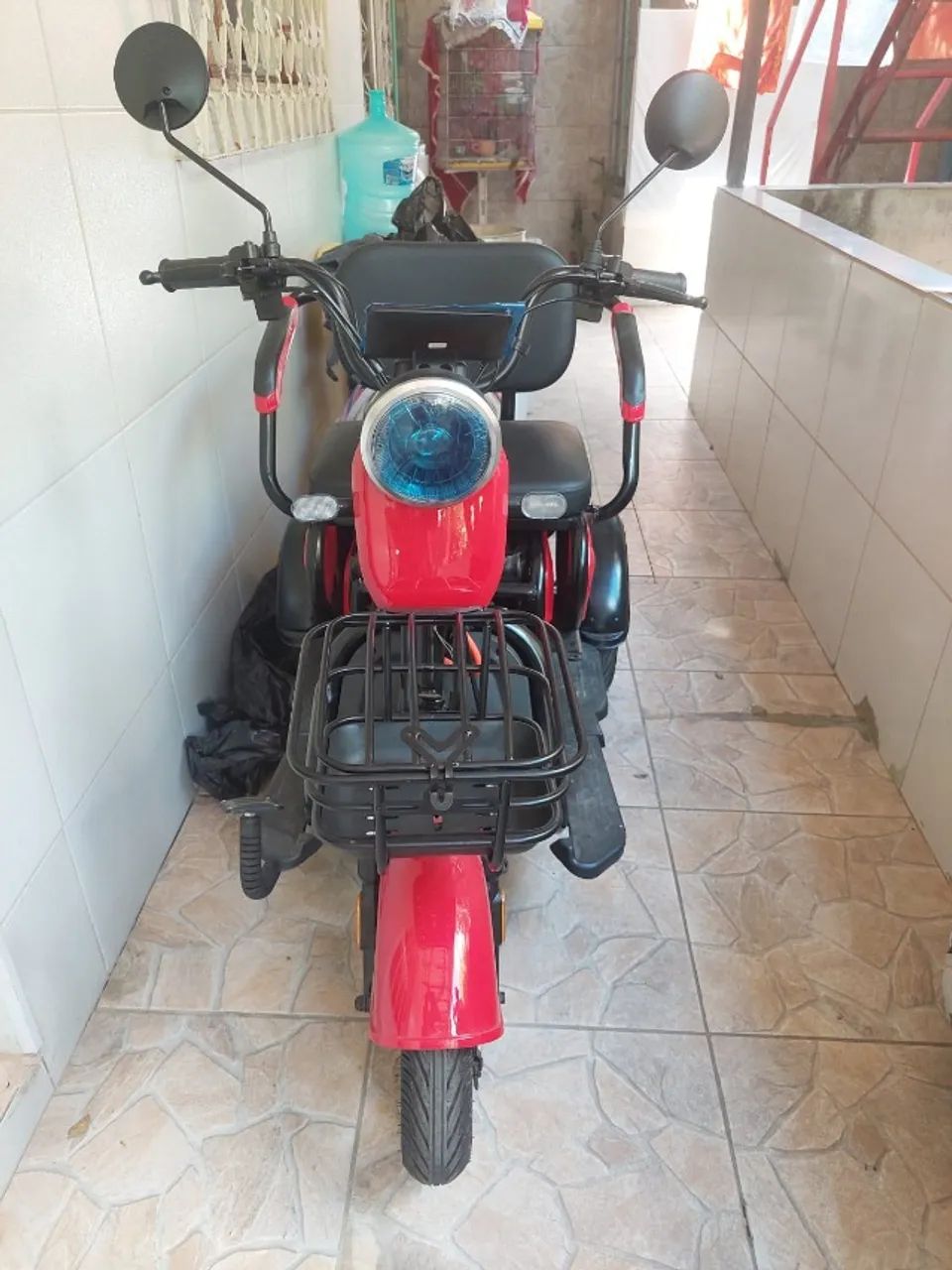 Triciclo elétrico 