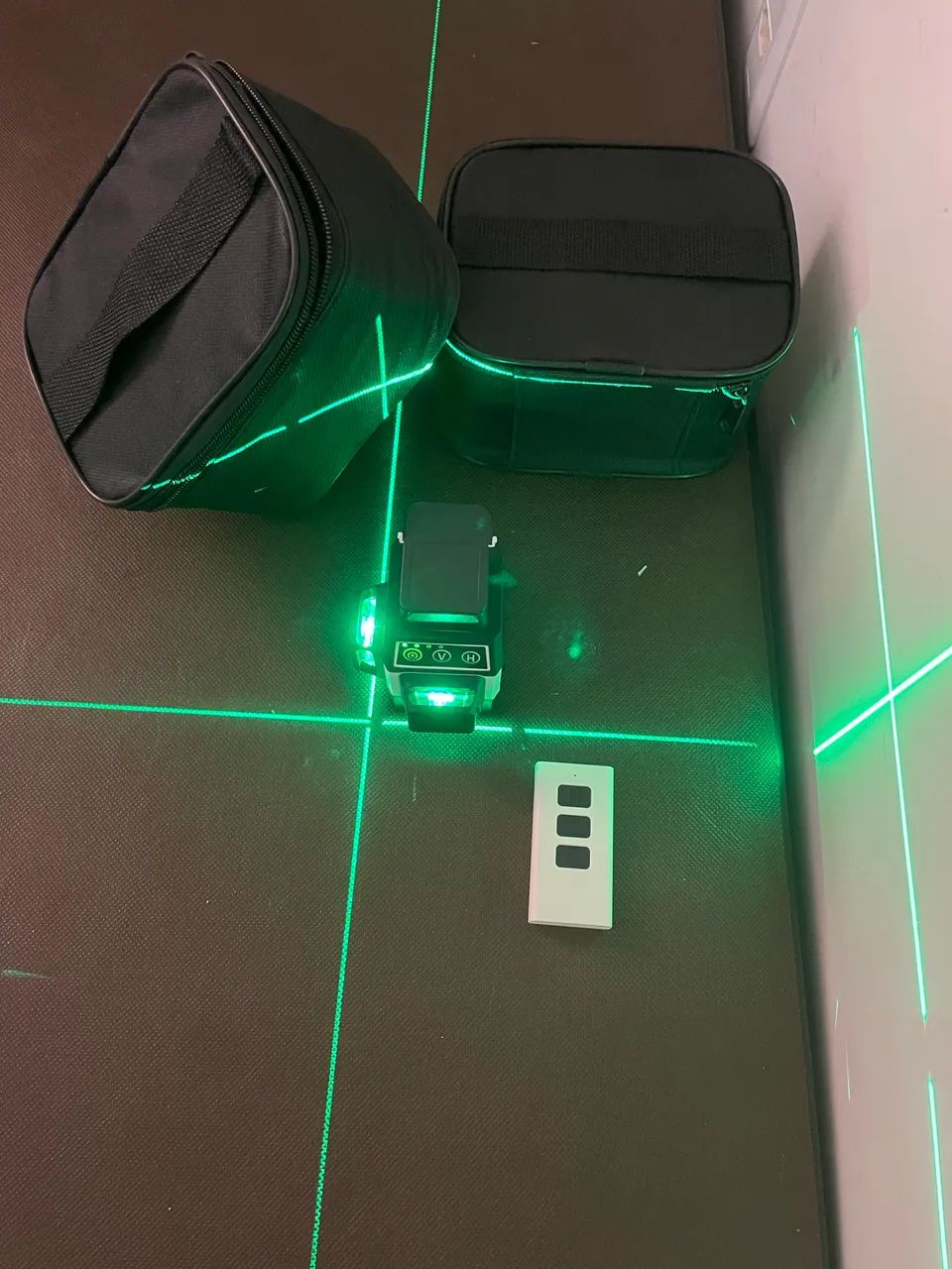 Nível Laser 12 Linhas Verde - Compacto & Profissional. - Foto 4